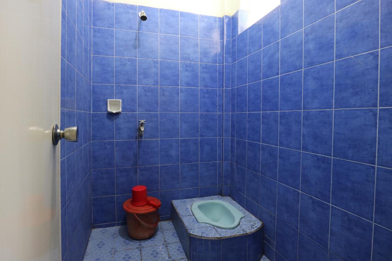 Hotel Camelia Маланг Екстериор снимка