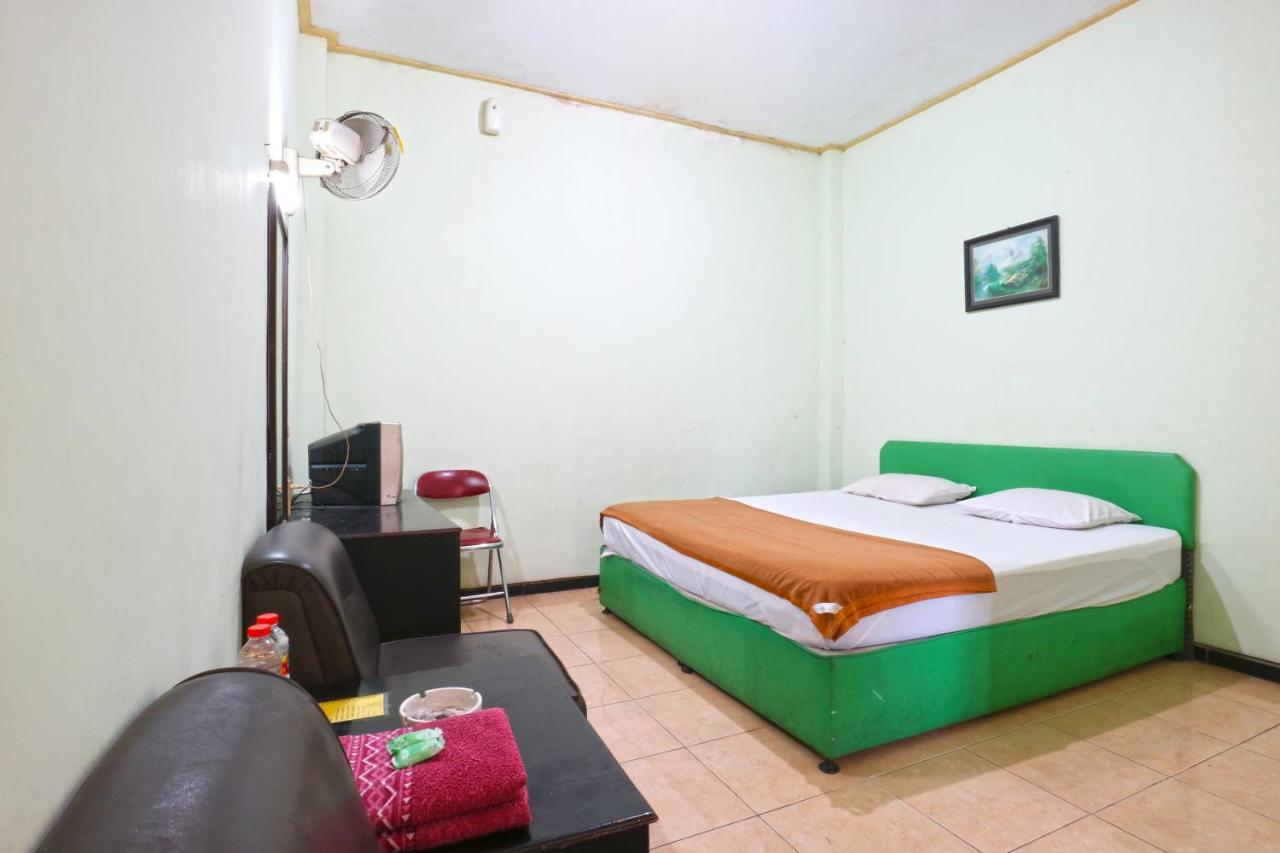 Hotel Camelia Маланг Екстериор снимка