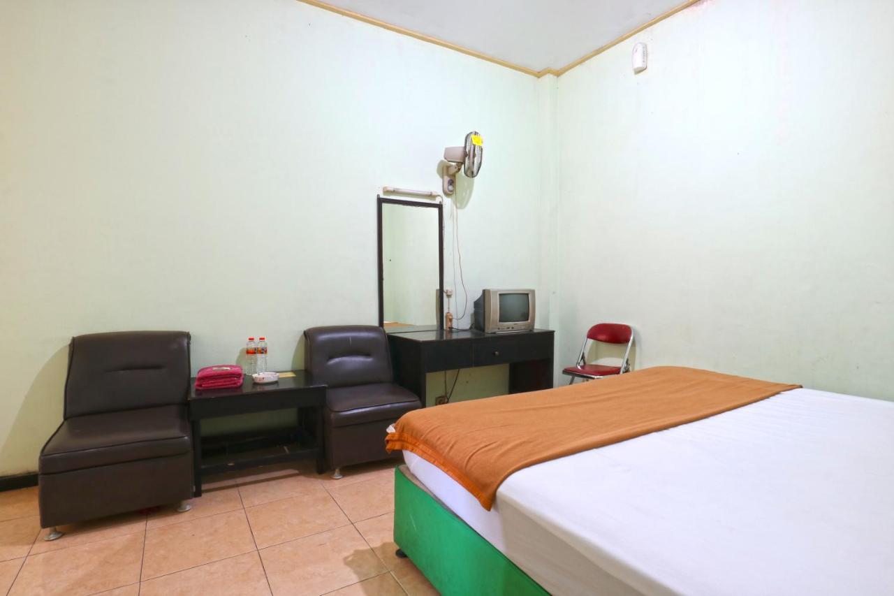 Hotel Camelia Маланг Екстериор снимка